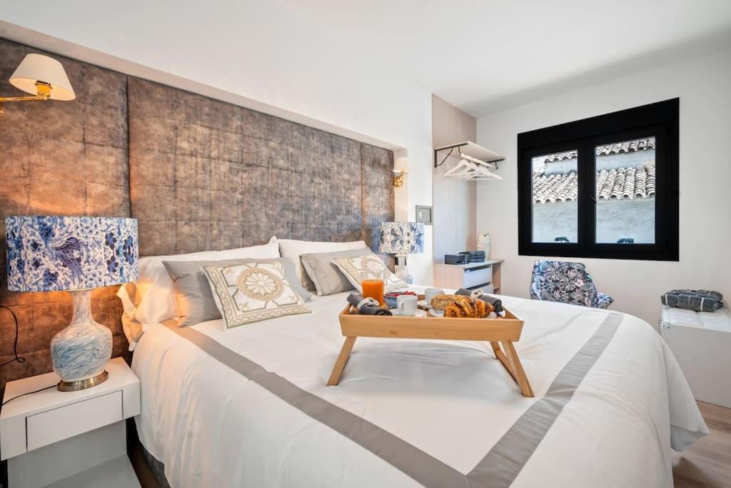 Puerto Banus Luxurious Apartment In The Heart Of The Port Marbella Bagian luar foto